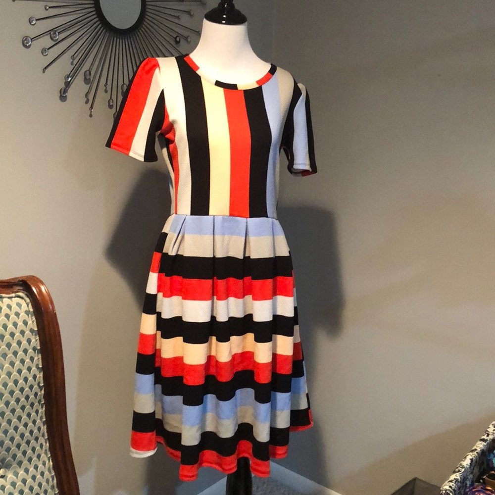Dress w POCKETS!